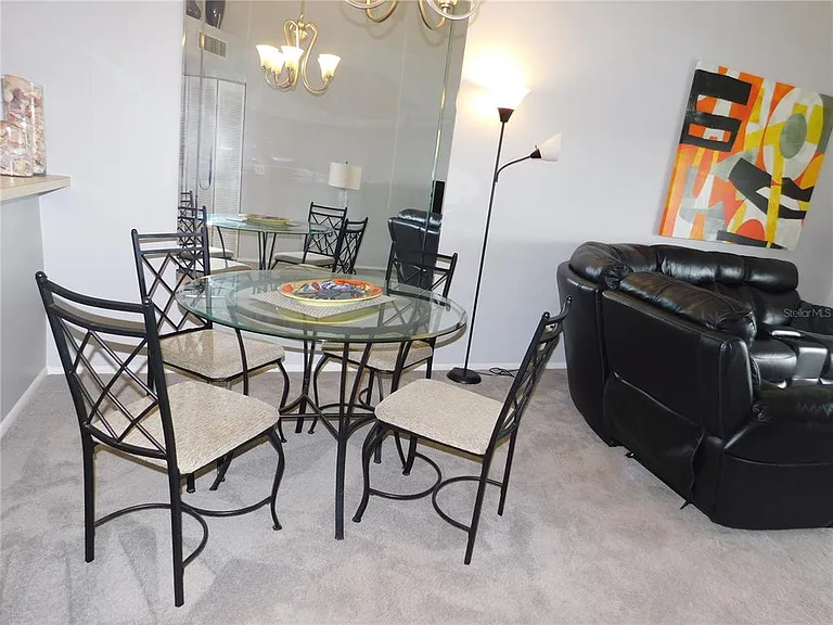 270 Woodlake Wynde #270 — Photo 6