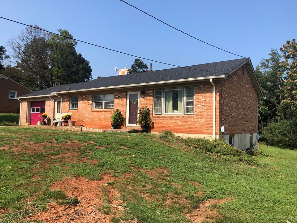 1st image of 585 Briar Cliff Cir