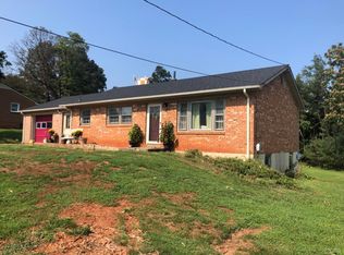 585 Briar Cliff Cir, Lynchburg, VA