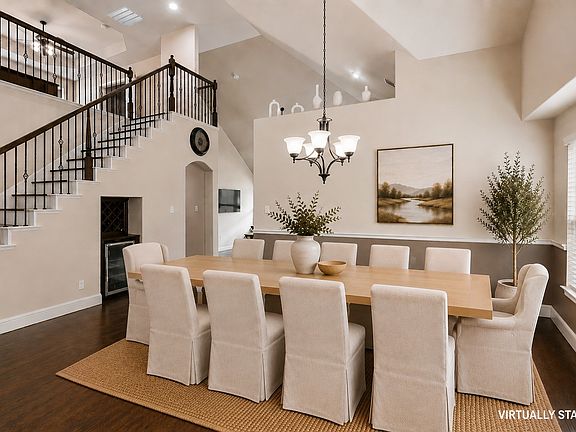 5th image of 1014 Dunhill Ln
