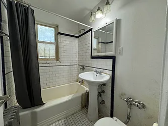 Rented by Hillel Realty Group