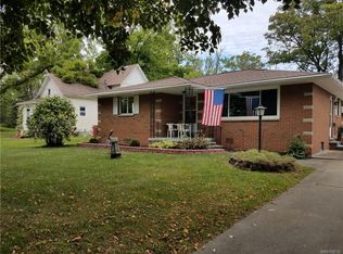 10002 Mueller Ct, Niagara Falls, NY