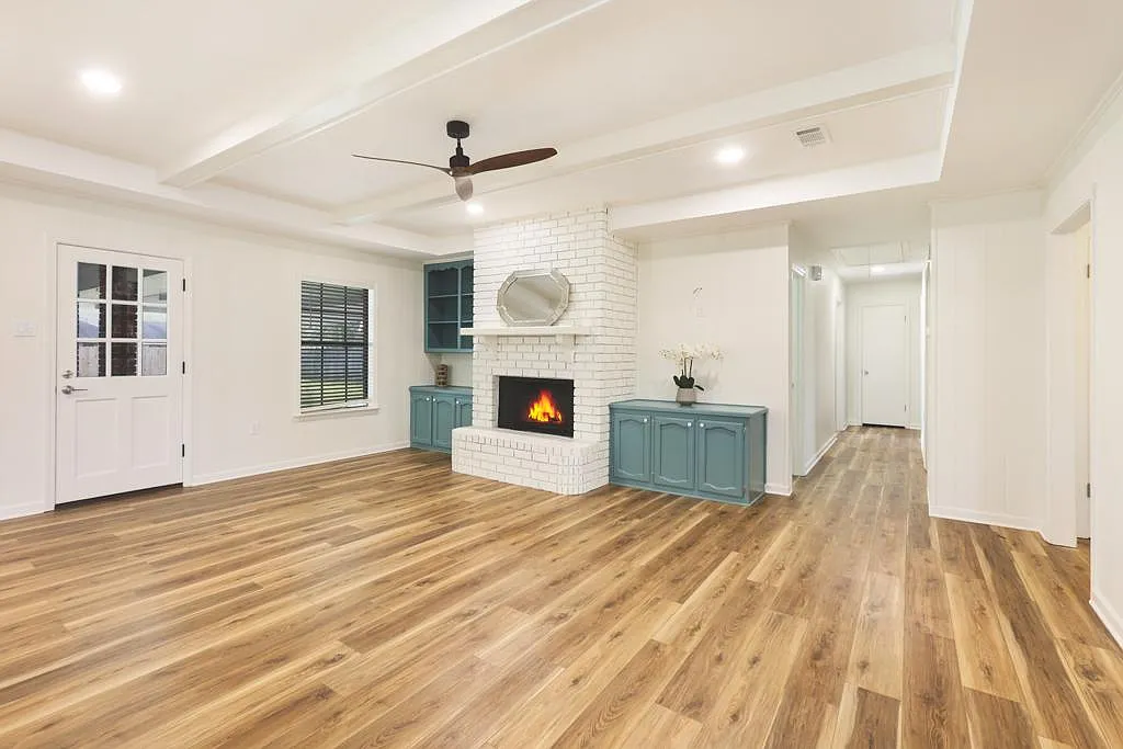 17034 Culpepper Ave — Photo 1