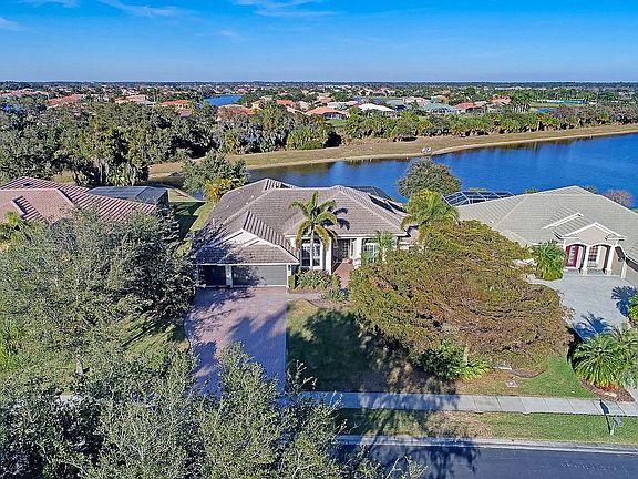 2nd image of 3777 Eagle Hammock Dr