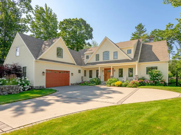 17 Reid Lane, Kennebunkport, ME 04046