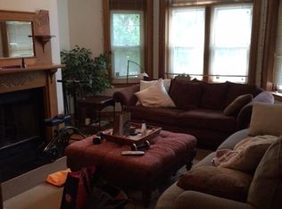 856 W Fullerton Ave #1, Chicago, IL 60614