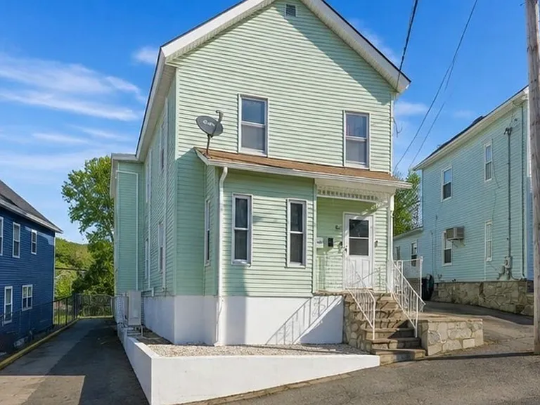 28 Warnock St #2 — Photo 11