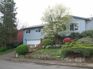 7150 Ridgegate Dr, Gladstone, OR 97027