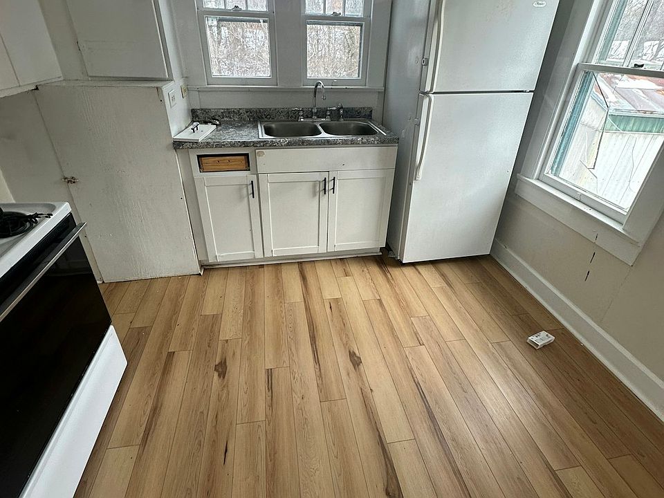 2nd image of 841 Sevierville Rd #119