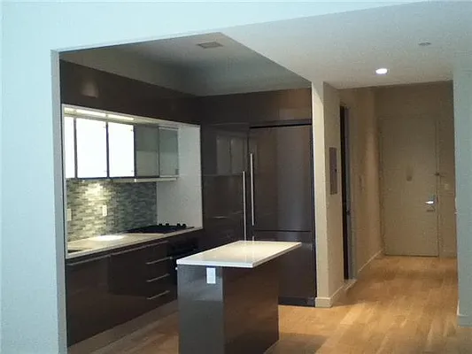 Rented by R New York | media 49