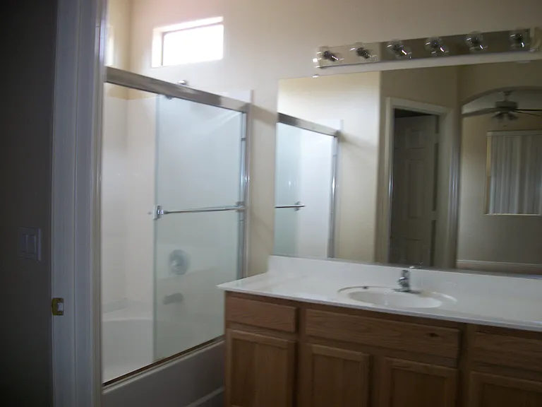 16913 W Nottingham Way — Photo 9