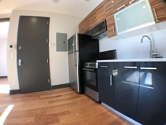 Rented by Brooklyn Group | media 31