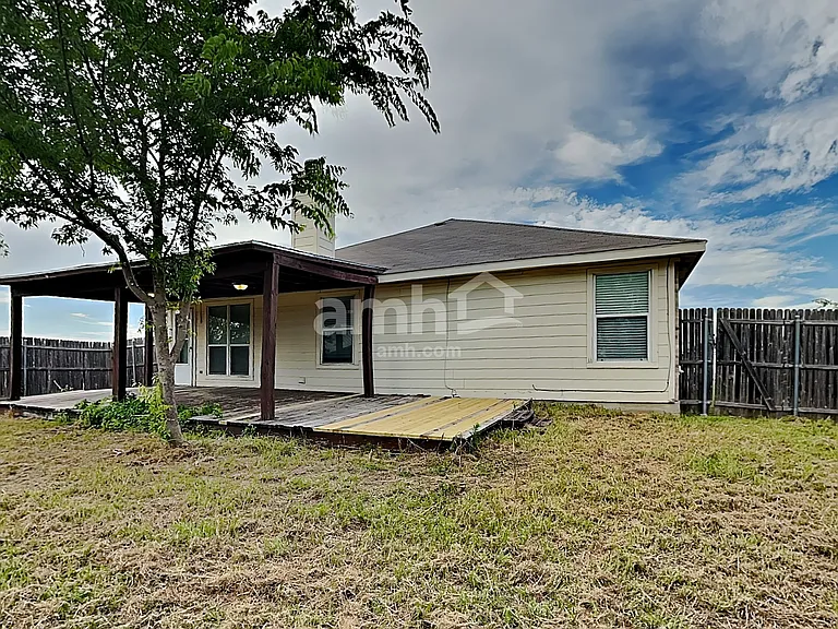 721 Nancy Dr — Photo 25