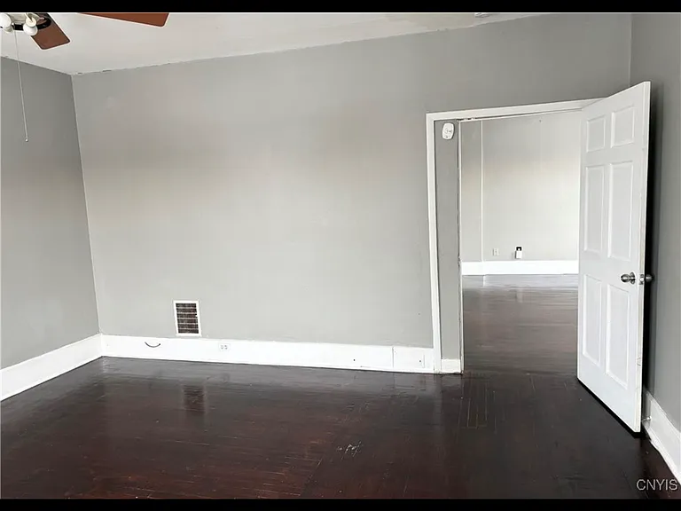 114 Josephine St — Photo 1