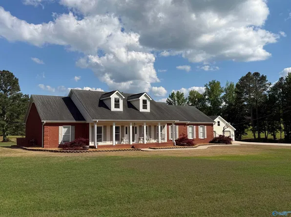 768 Celia Dr SE, Hartselle, AL 35640