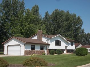 115 Apple Tree Ct, Thief River Falls, MN 56701