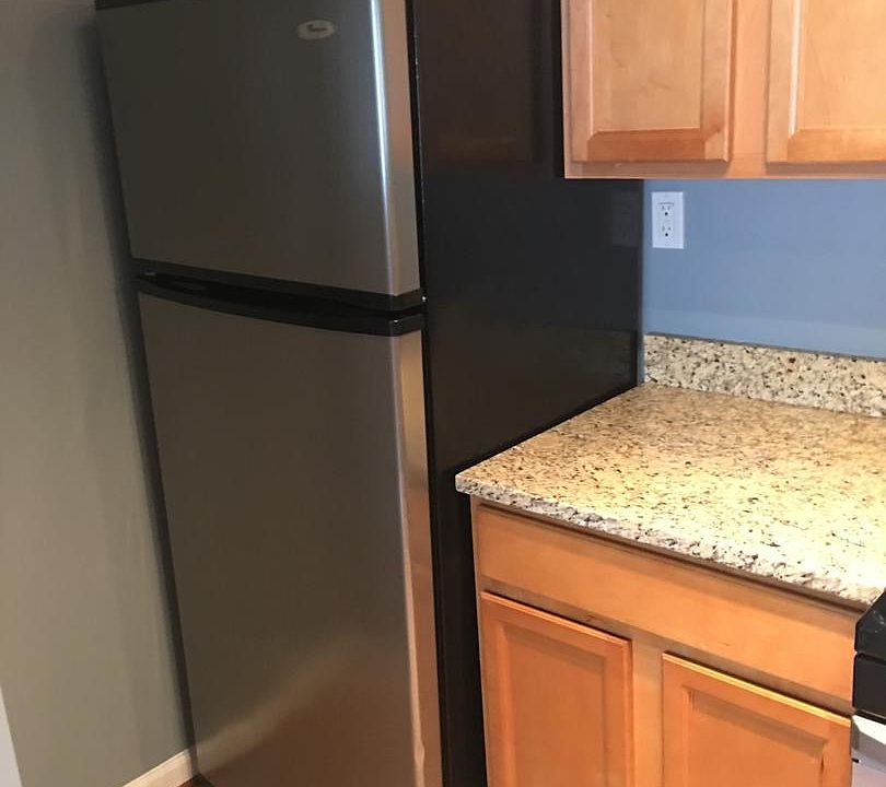 2nd image of 2510 Markham Ln APT 2