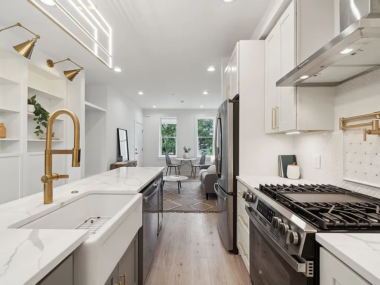 163 U St NE #1 — Photo 12