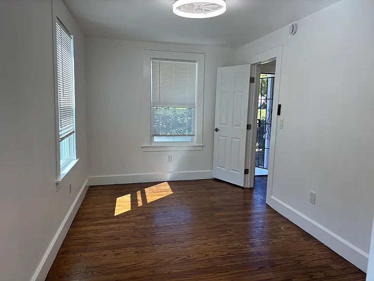 444 E Military St #A & B — Photo 20