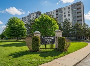 200 Jamieson Pkwy #615, Cambridge, ON N3C 4B5
