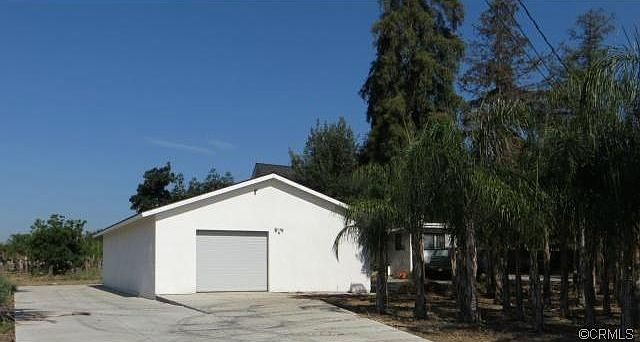 2nd image of 7418 Archibald Ave