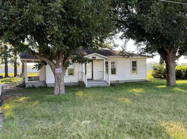 5875 Nc-581, Kenly, NC 27542