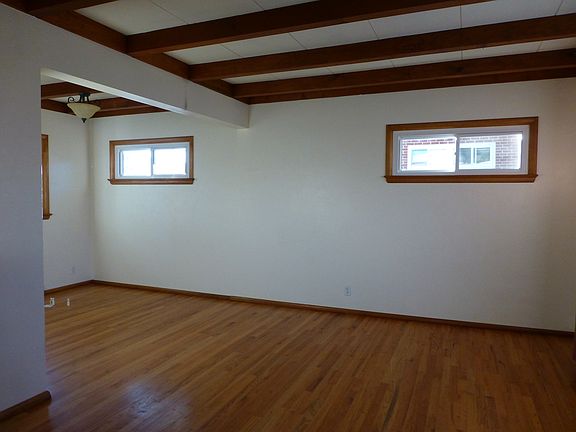 4th image of 2108 Rainbow Ave