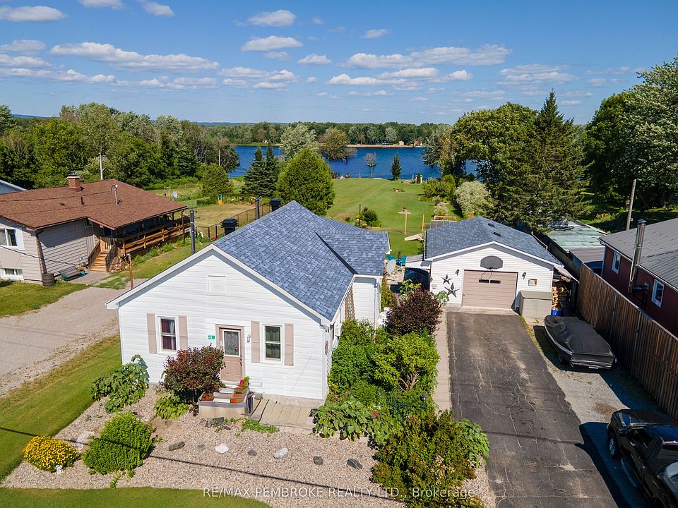1st image of 48 Lacroix Bay Rd