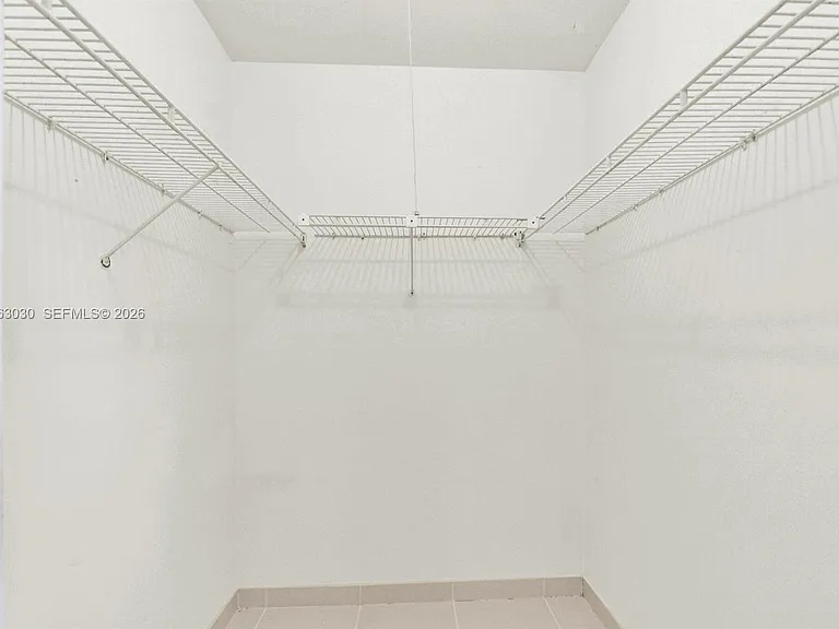 2480 Windsor Rd — Photo 36