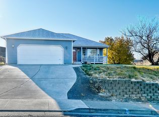 18 SE Kirk Ave, Pendleton, OR 97801