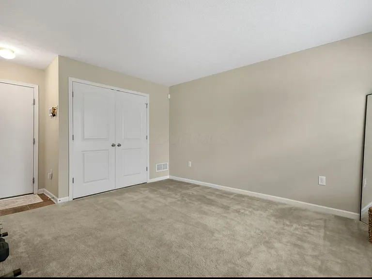389 Laurel Creek St — Photo 3