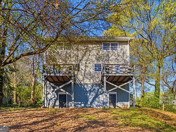 4th image of 1787 Ridgeway Ave NW