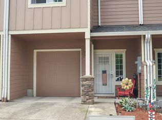 37844 Nettie Connett Dr, Sandy, OR 97055