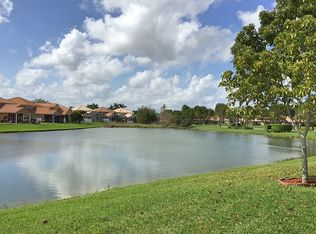 21201 Via Fiore, Boca Raton, FL 33433