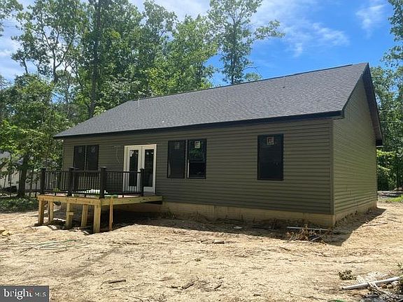 5th image of 175 Hannah Ct