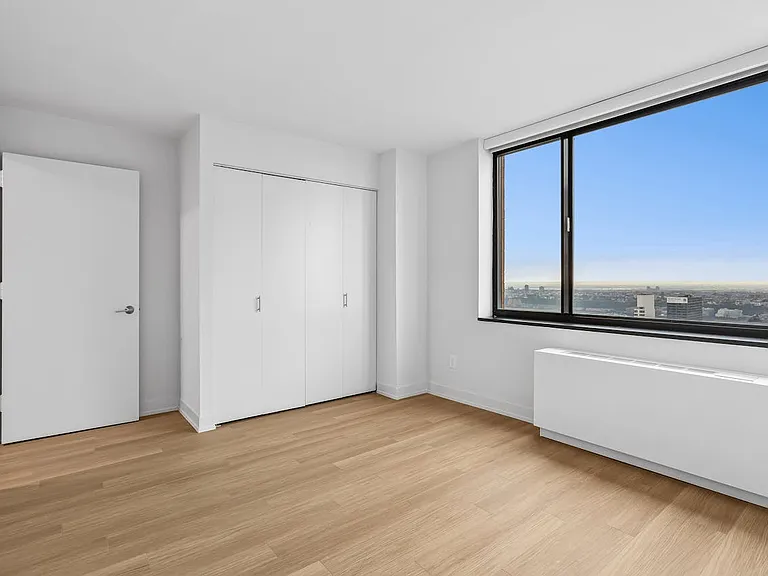 Columbus Pl #S49B — Photo 9