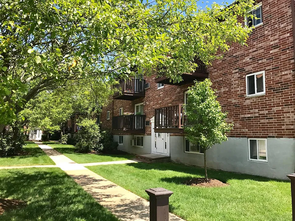 46 Westgate Rd #4