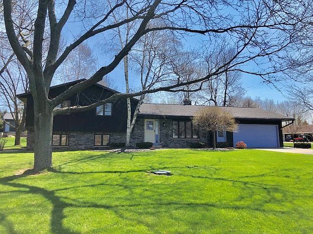1st image of W7160 W Churchill Ct