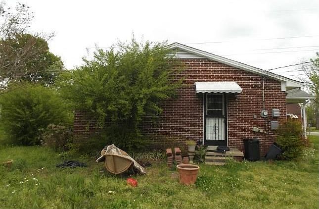 2nd image of 45 Holland Ave