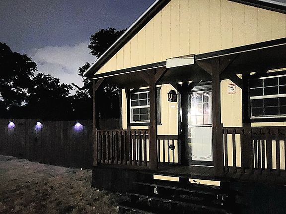 3rd image of 3509 Wilbarger St #B