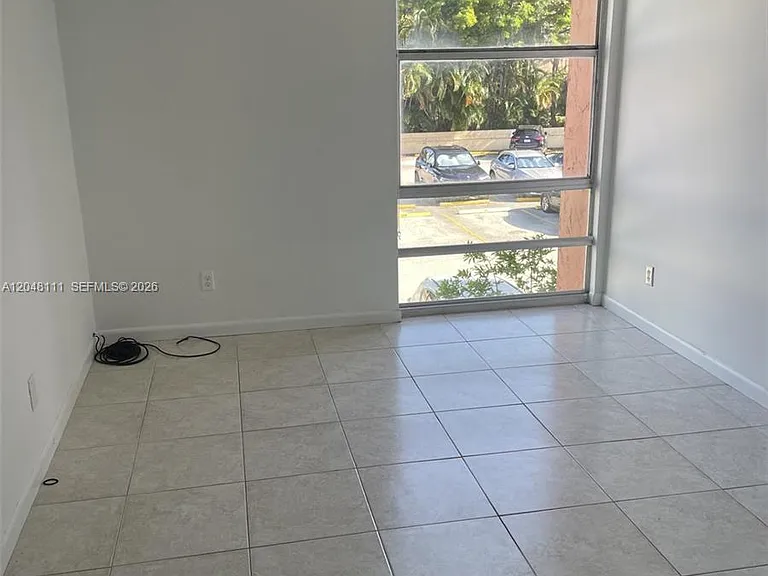 200 172nd St #210 — Photo 3