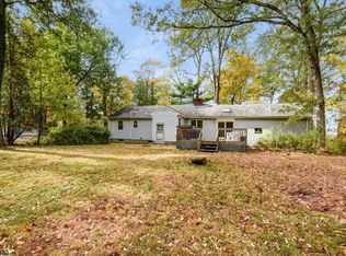 130 Dogwood Ln, Berkeley Heights, NJ 07922