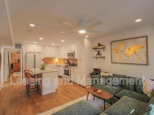 52 Chapel St APT A