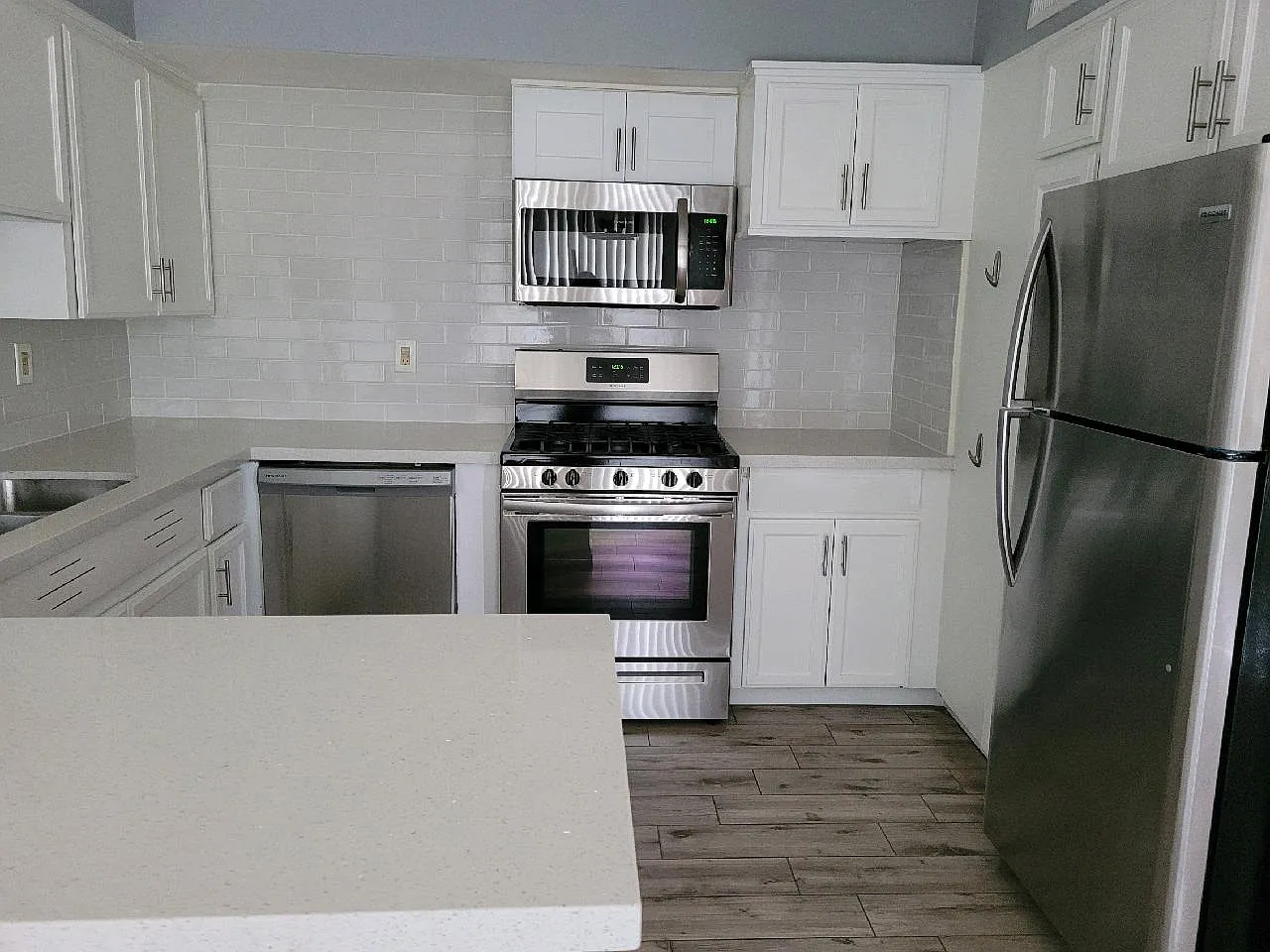 2 bed, 1.5 bath, 1050 sqft, $1,650 — Photo 2