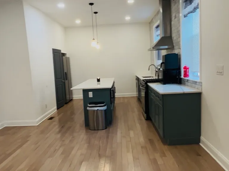 2301 W Cumberland St — Photo 7
