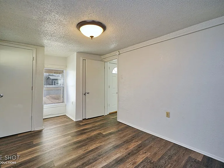 1234 S Crockett Dr — Photo 23