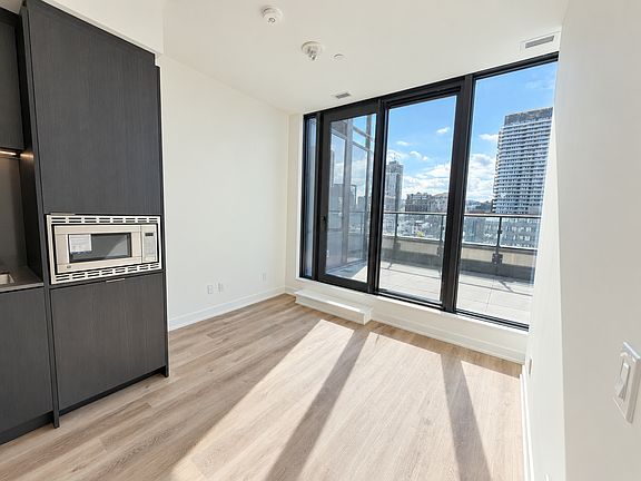 2nd image of 91 John St N #803