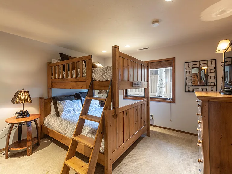 1500 Deer Valley Dr — Photo 5