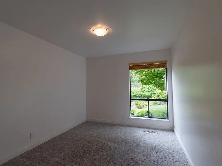 22688 Riva Ridge Rd — Photo 28