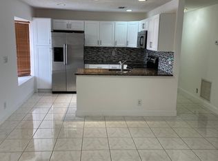 5656 Boynton Cres, Boynton Beach, FL 33437